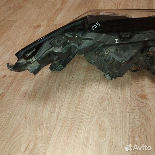 Фара LED левая Toyota Camry XV 70 2020-2022