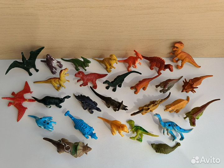 Динозавры. Игрушки