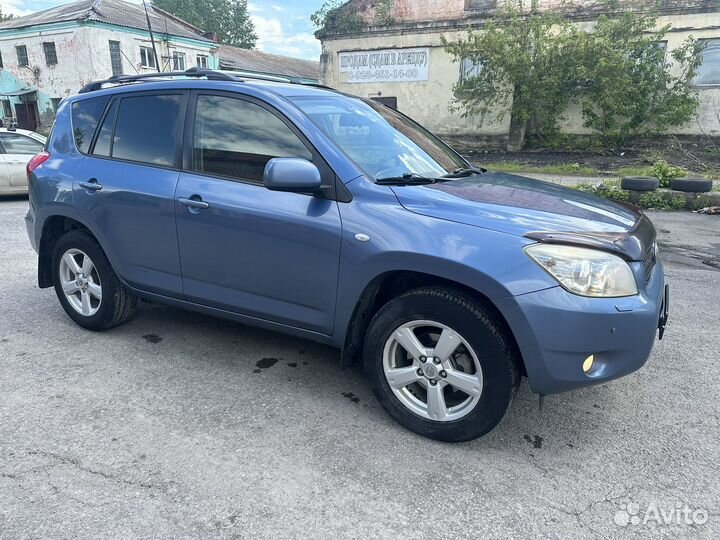 Toyota RAV4 2.0 AT, 2008, 330 000 км