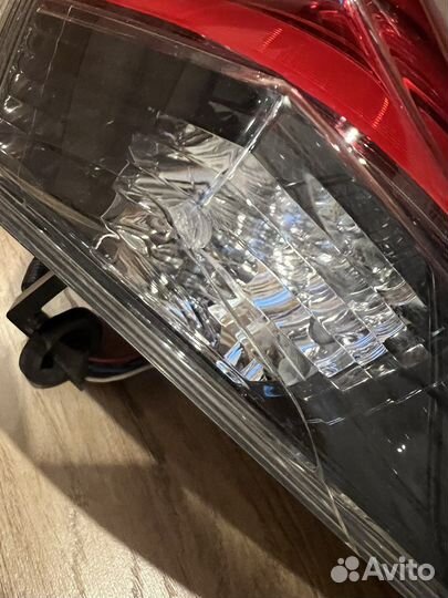 Фонарь задний правый X trail t 32