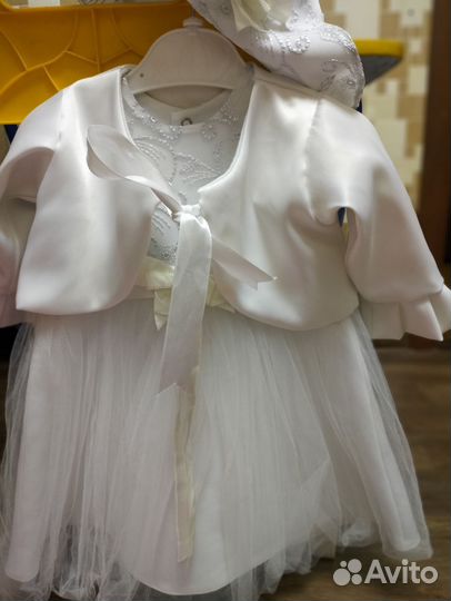 Нарядное платье на девочку