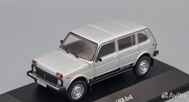 Ваз 2131 Нива LADA 4x4 Автолегенды Новая 1:43