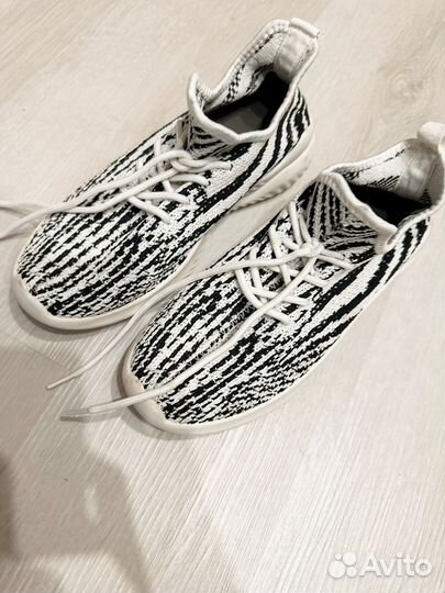 Кроссовки мужские 39 размер