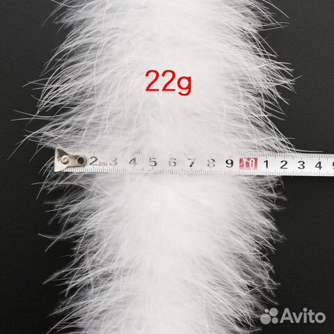 Лента из лебяжьего пуха длиной 1,8 м.пух на ленте