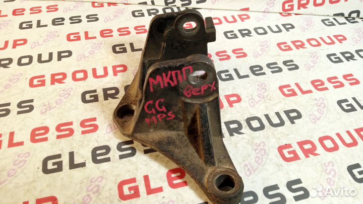 Кронштейн подушки МКПП верхней GG (MPS) б/у Mazda