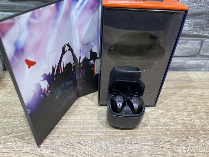 М.20936 JBL Club PRO +