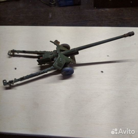 Модель су 100 и пушка СССР