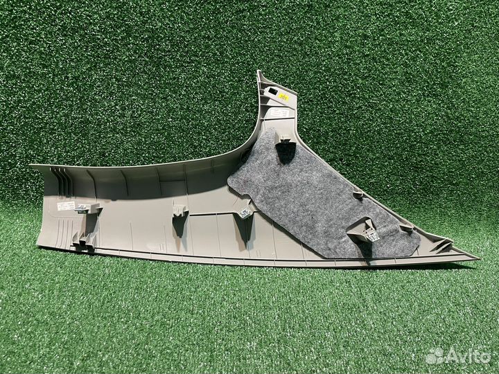 Обшивка задней стойки Chevrolet Aveo 2011