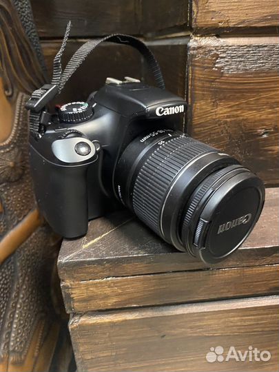 Зеркальный фотоаппарат canon 1100d
