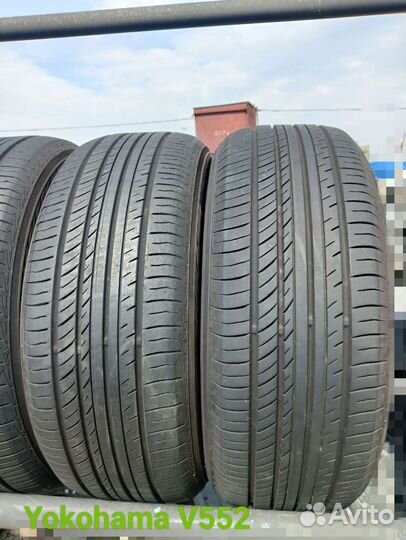Yokohama Advan dB V552 215/55 R17