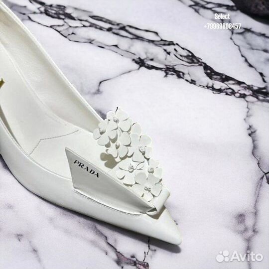 Женские туфли Prada floral