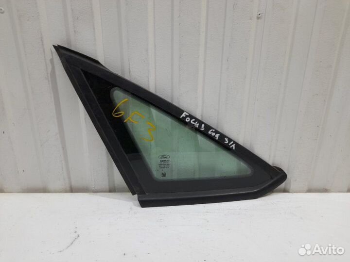 Стекло кузовное глухое левое Ford Focus 3 2010