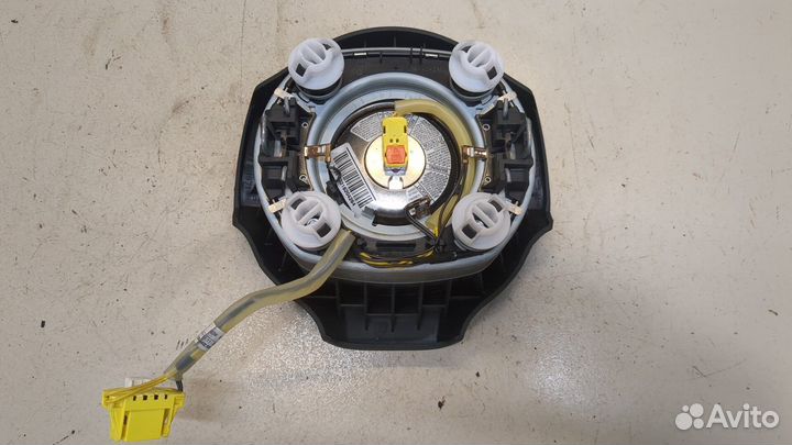 Подушка безопасности водителя Volkswagen Touran, 2