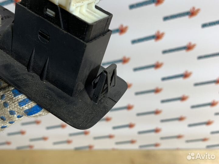 Блок стеклоподъемников Subaru Forester SF