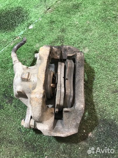 Суппорт передний левый Audi 80 B3 JN 1.8 1990