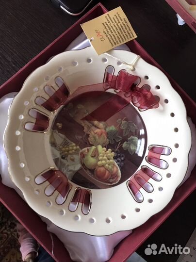 Фарфоровый салатник