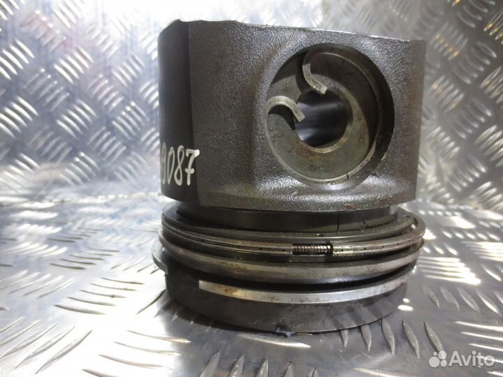 Поршень DAF 1747552