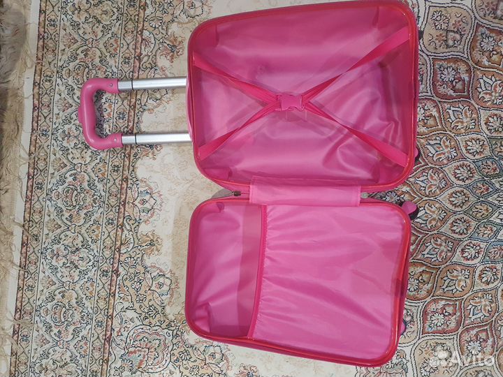 Детский чемодан для девочки