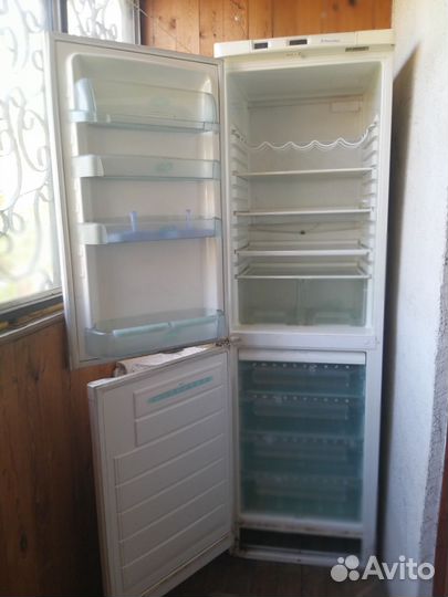 Холодильник 
