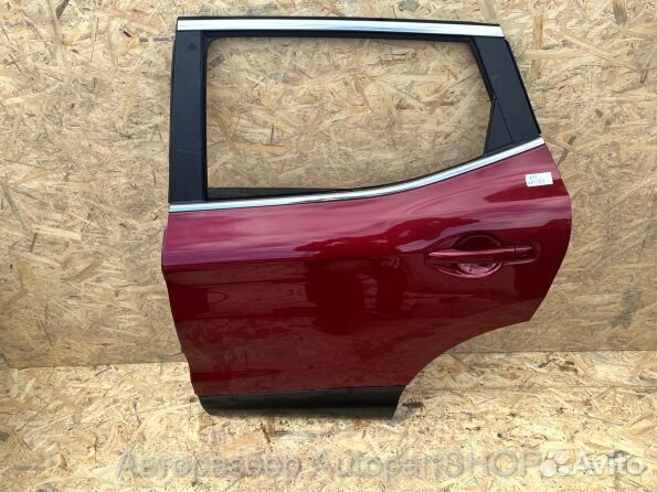 Задняя левая дверь Ниссан Кашкай джи 11