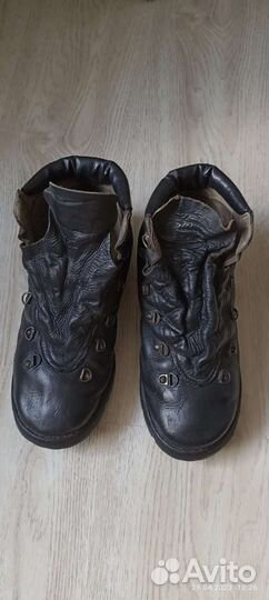Ботинки 38 размера горные вцспс
