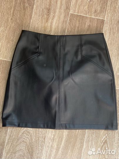 Юбка из эко кожи