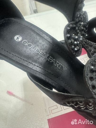 Туфли женские 39 размер новые