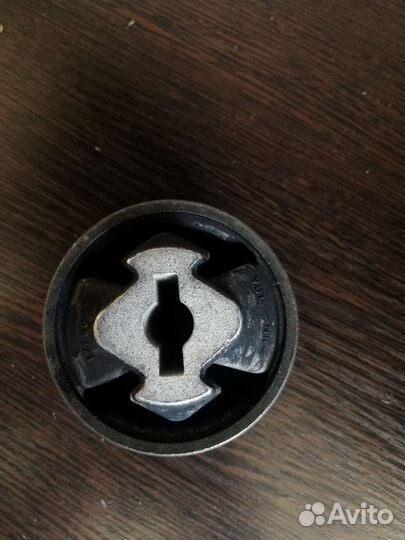 Сайлентблок заднего продольного рычага подвески