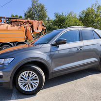 Volkswagen T-Roc 1.5 AMT, 2020, 76 000 км, с пробегом, цена 2 192 000 руб.