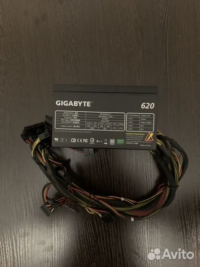Блок питания gigabyte 620W