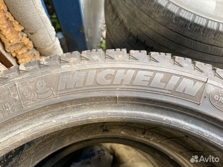 Michelin X-Ice XI3 245/40 R18 97H