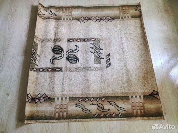 Ковер шерстяной 140 на 149 см