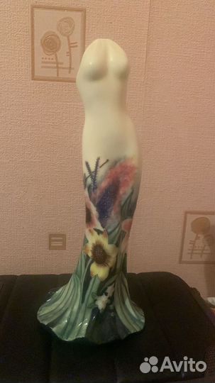 Ваза фарфоровая Pavone