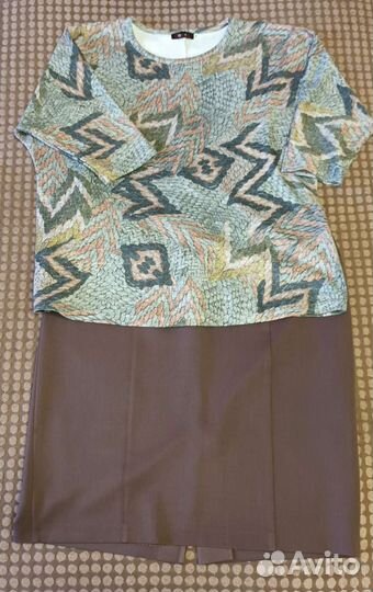 Комплект женской одежды 56 размера