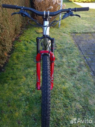 YT Jeffsy Uncaged 4 Blaze 29