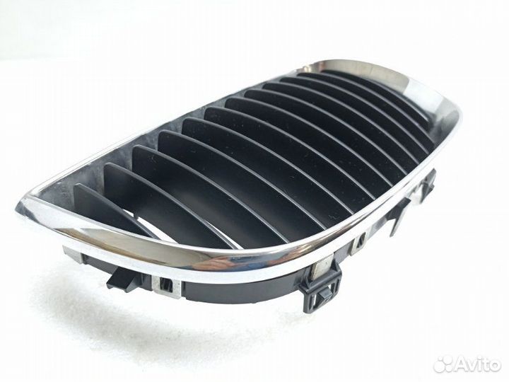Решетка радиатора передняя правая Bmw 1-Series E87