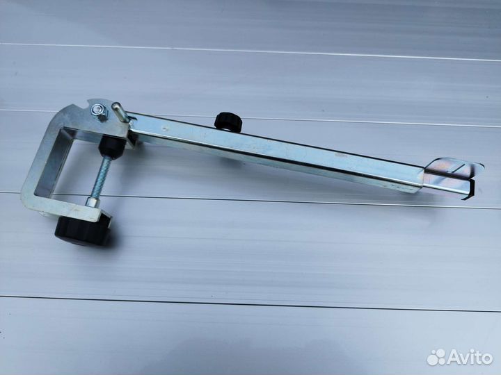 Держатель датчика эхолота перекидной телескоп