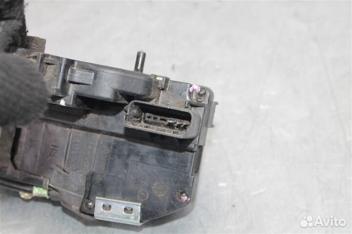 Замок двери задней правой Nissan Qashqai J11