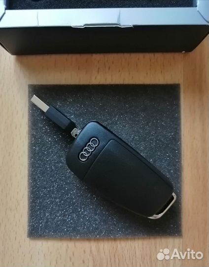 Audi флешка USB оригинал (новая)