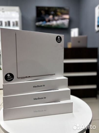 Macbook Air 13 M3 2024 8/256