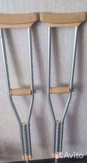Подмышечные костыли в аренду и продажу
