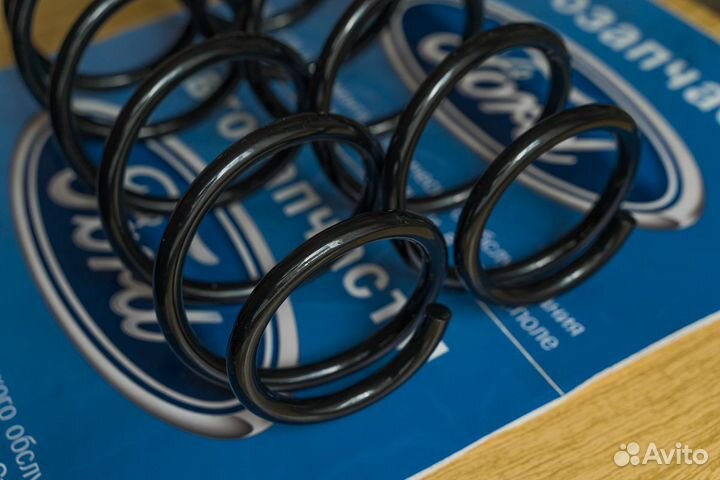 Пружина передняя Форд Фьюжн 1.6, 1.4 с 2004 года