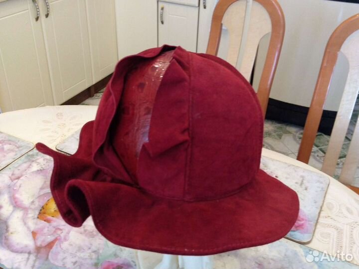 Шляпа женская натуральная замша