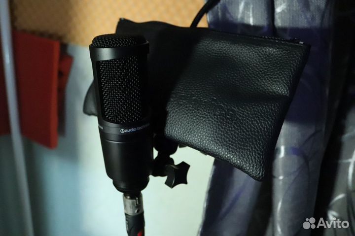 Микрофон Audio technica AT2020 xlr