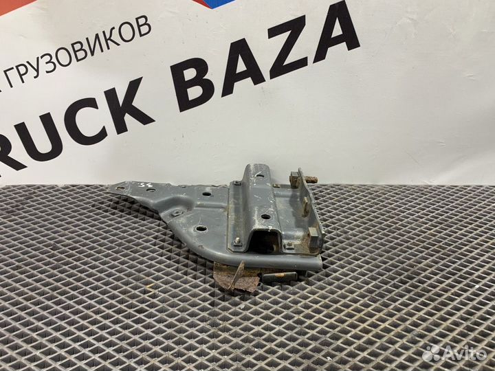 Кронштейн кабины передний левый Iveco Stralis