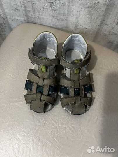 Сандалии детские