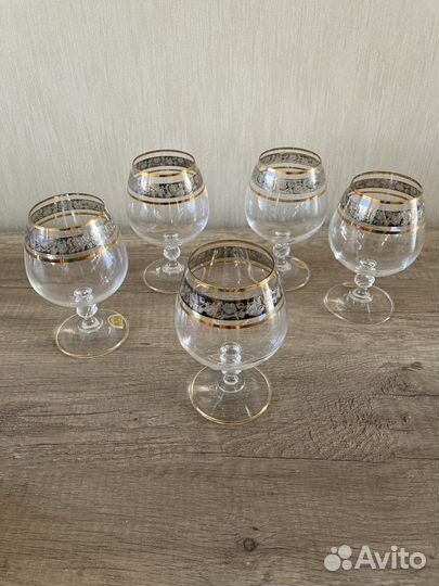 Бокалы для коньяка, виски, вина. Словакия