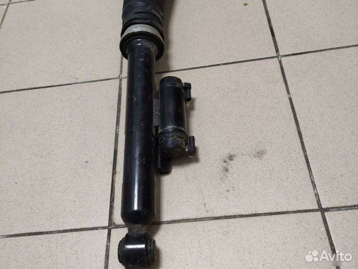 Пневмо Амортизатор задний R Mercedes W222