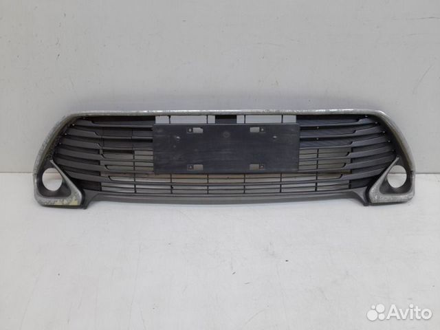 Решетка бампера передняя Toyota Camry 55 2014-2018