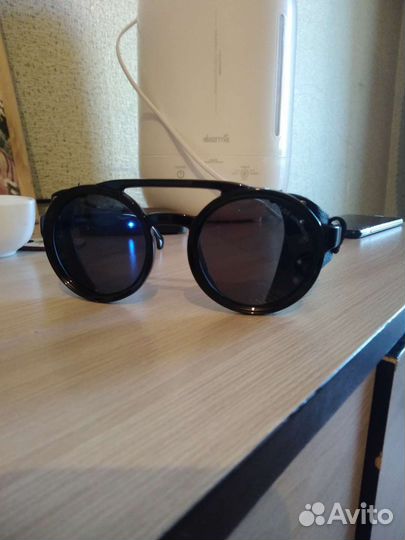 Солнце защитные очки